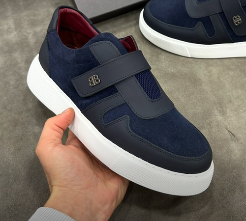 Elite Sneakers